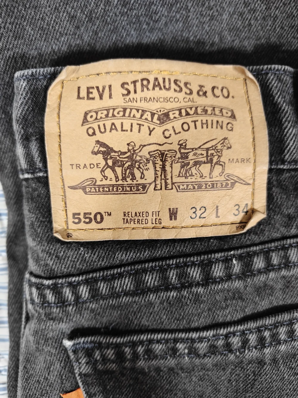 Vintage Orange Tab Levis 550 Mens 32x34 Black Relaxed Fit Jeans USA Made